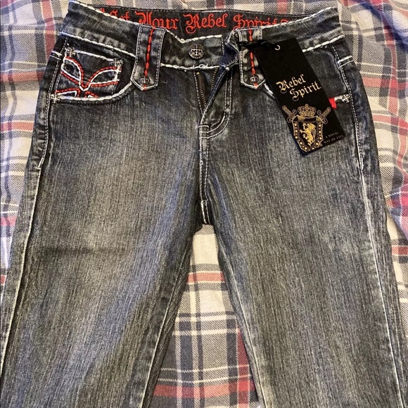Rebel spirit jeans - Picture 3 of 4